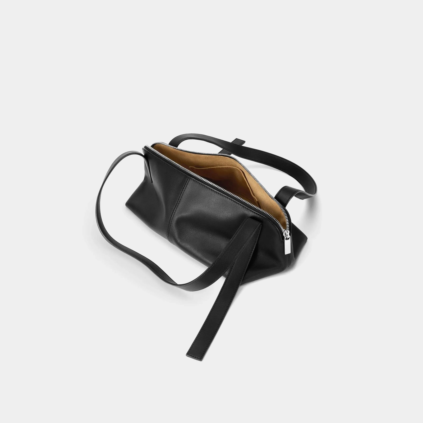 【残り一点】ZIP TOTE(CALFSKIN)