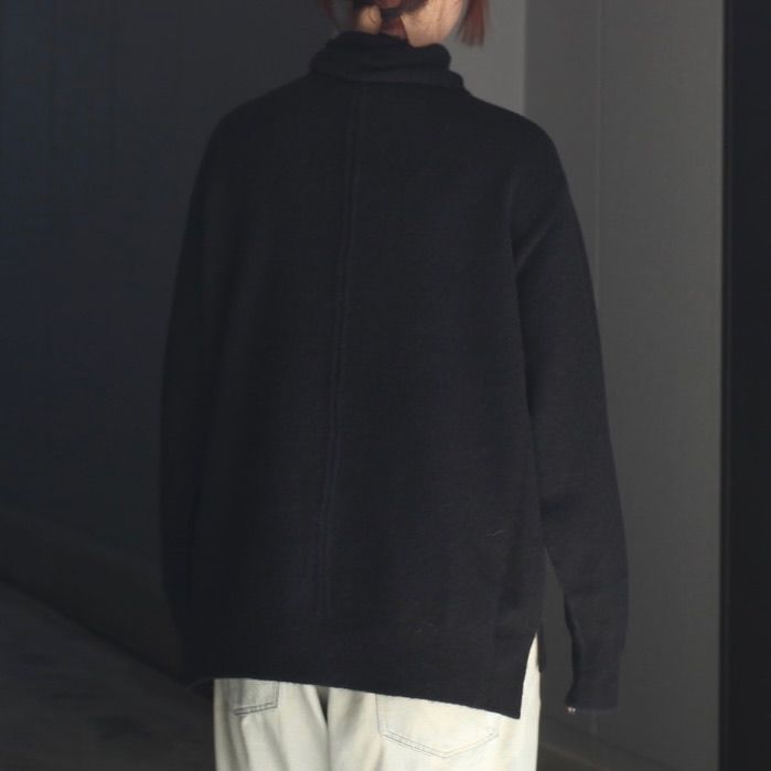 【残りわずか】Wool/Alpaca Knit Loose Turtle Neck PO