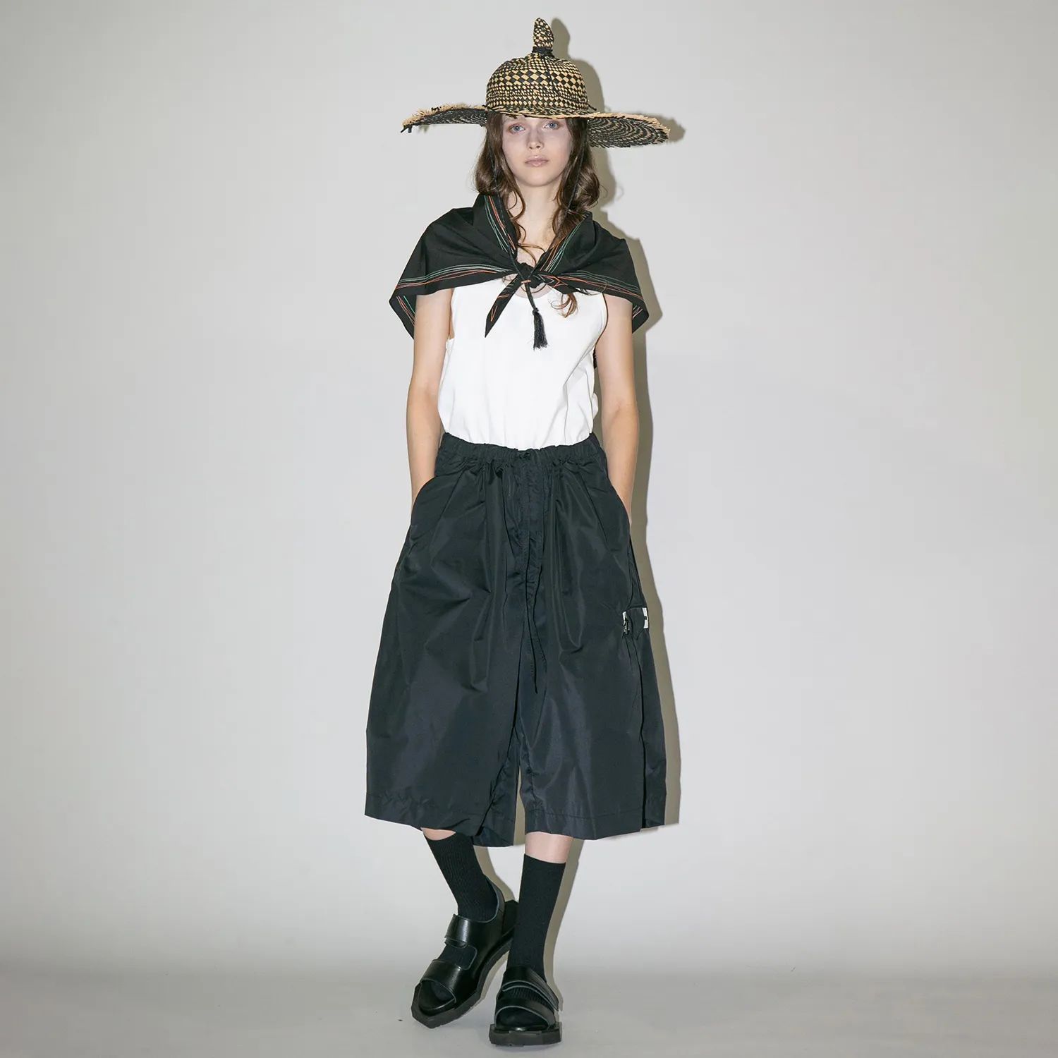 【残り一点】ナイロンタフタイージーショートパンツ