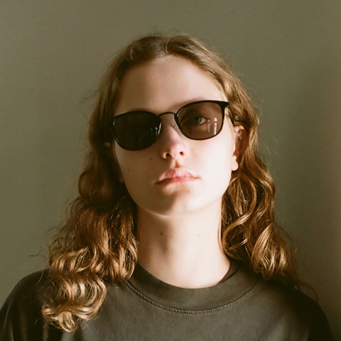 【残りわずか】Wellington Sunglass(SMOKE GREY)