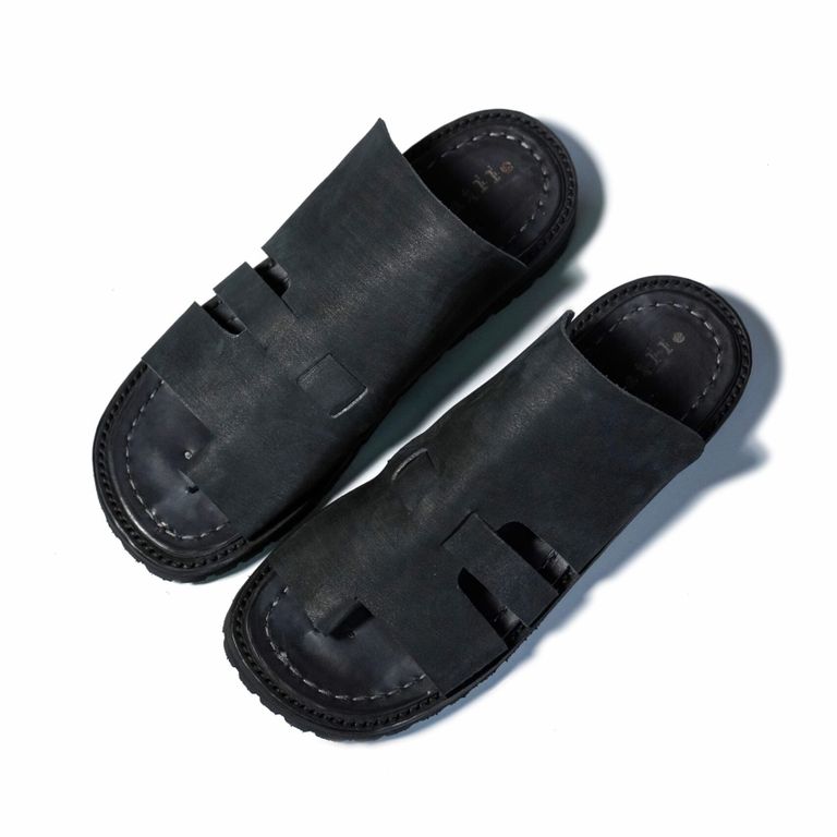 レザー種類 : FILLED STEER(BLACK)
※商品ページ画像のレザー及び、仕様はサンプルとしてご覧ください。