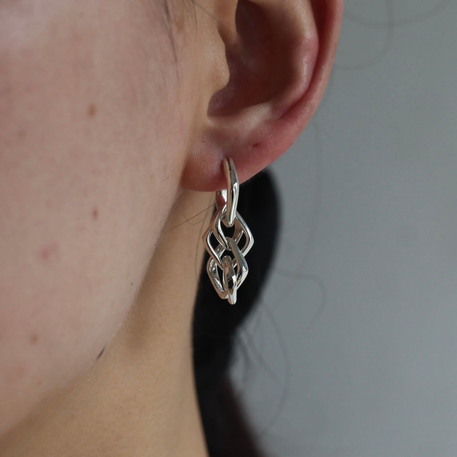 【お取り寄せ注文可能】Diamond Link Chain Pierce