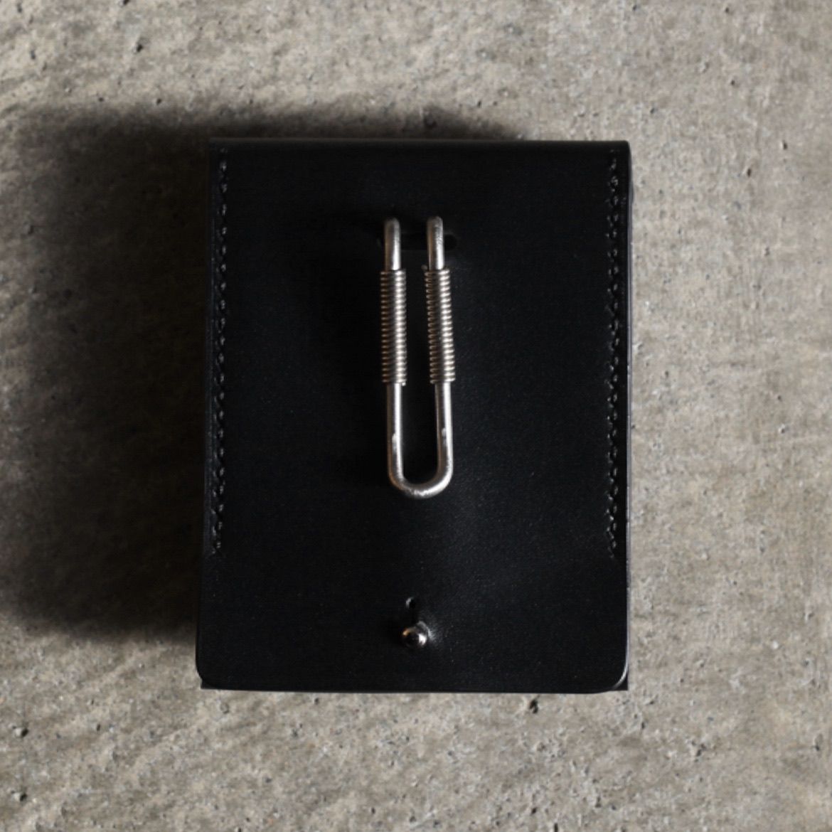 【残りわずか】Coil Spring Money Clip & Coin Case(HUGHES_COW)