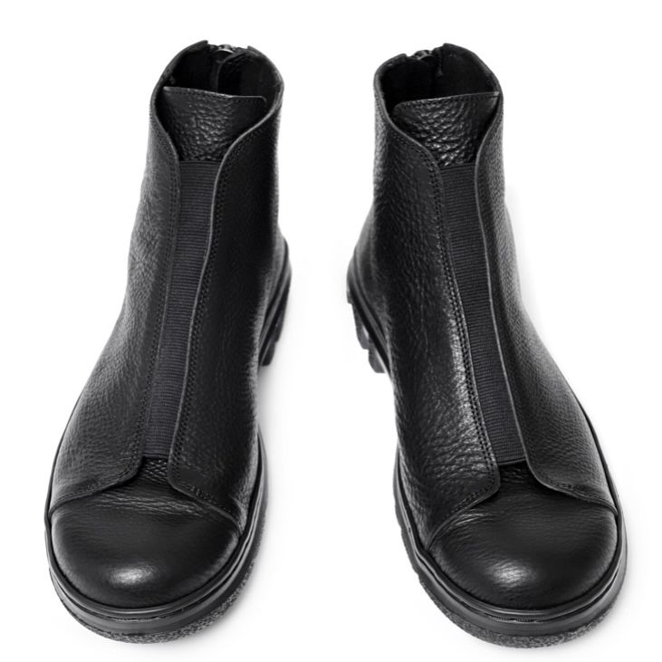 レザー種類 : ITALIAN VACHETTA-SHRINK(BLACK)
※商品ページ画像のレザー及び、仕様はサンプルとしてご覧ください。