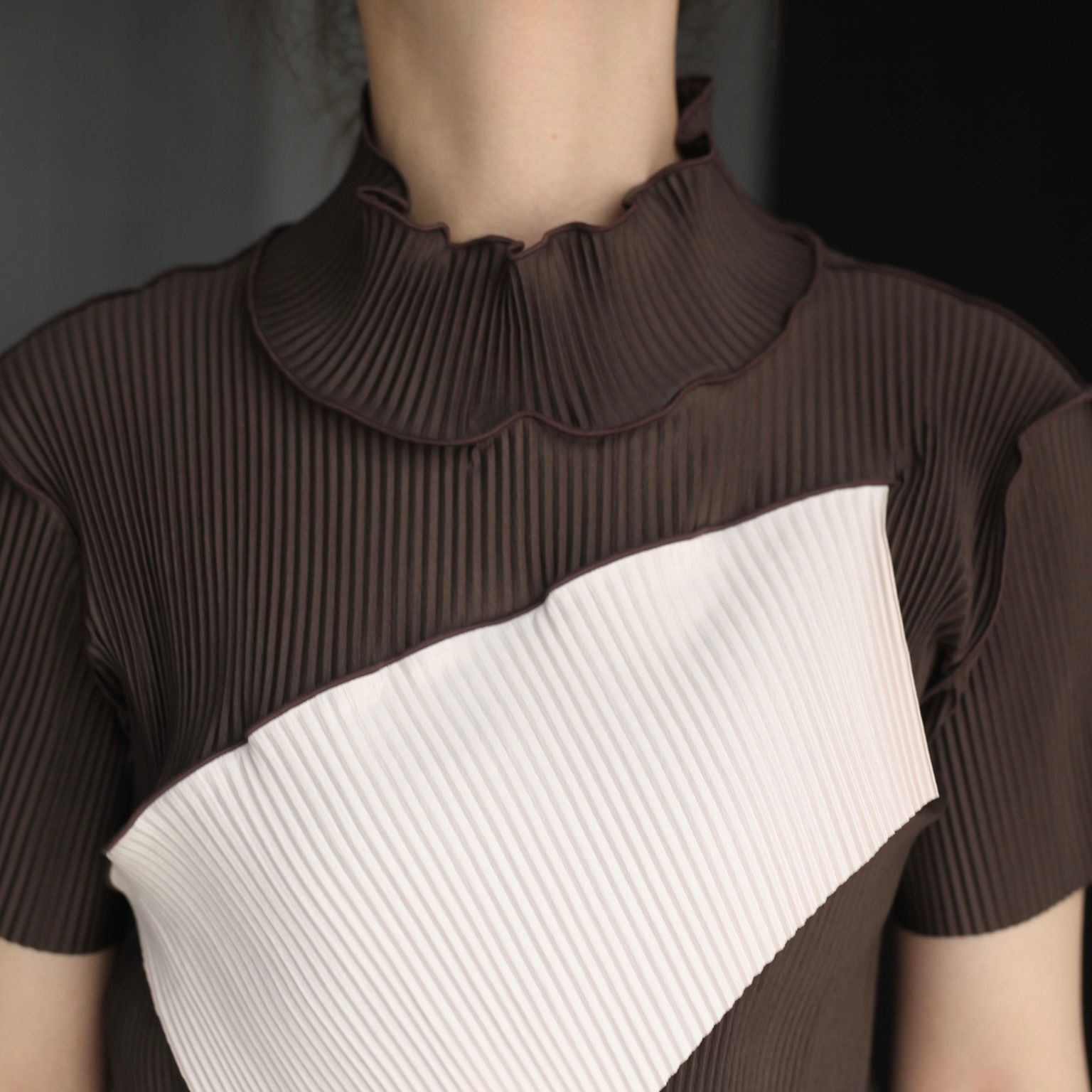 【残り一点】Todo Wave Top Short Sleeve High Neck
