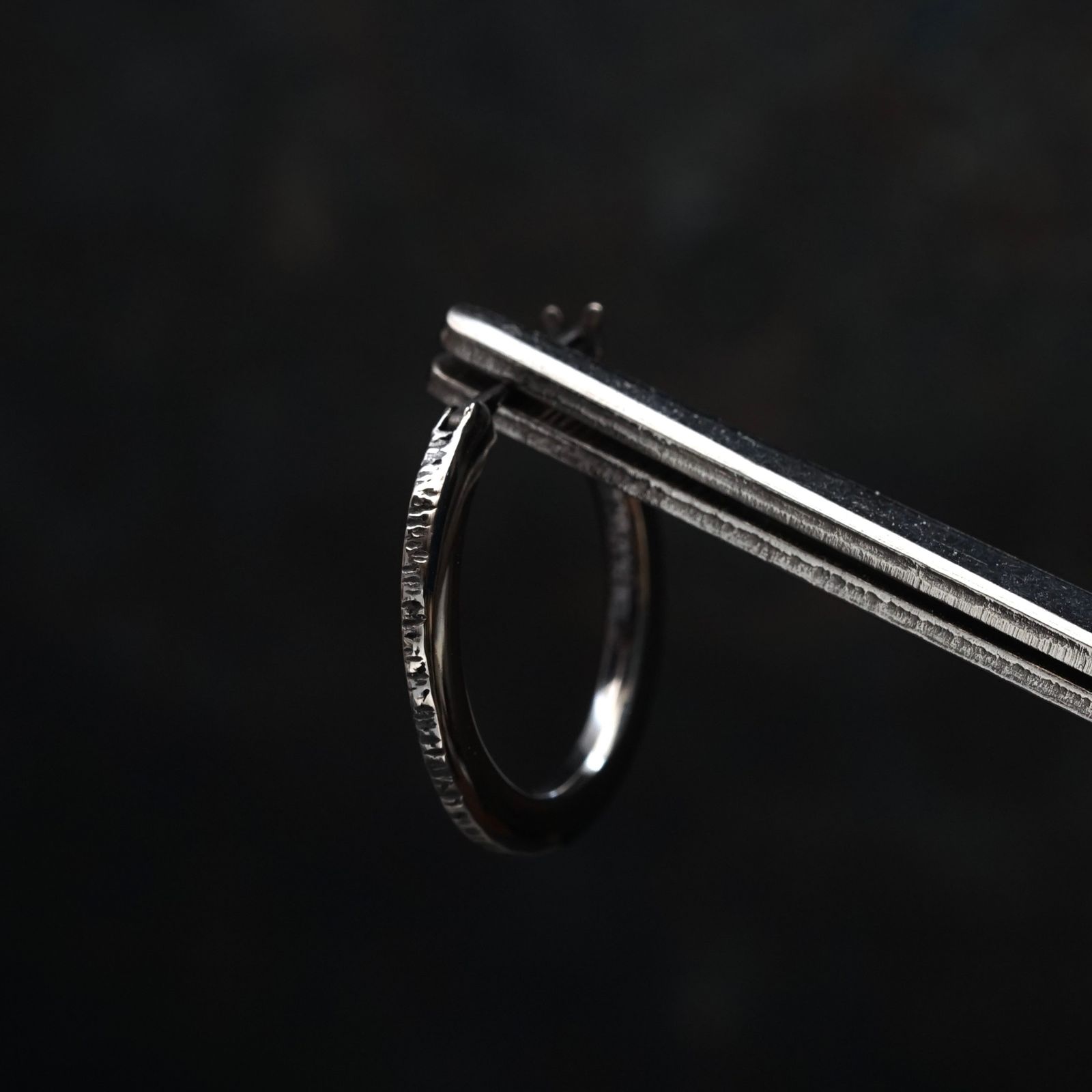 【お取り寄せ注文可能】Thin Rain Pierce (CATCHLESS_SILVER）