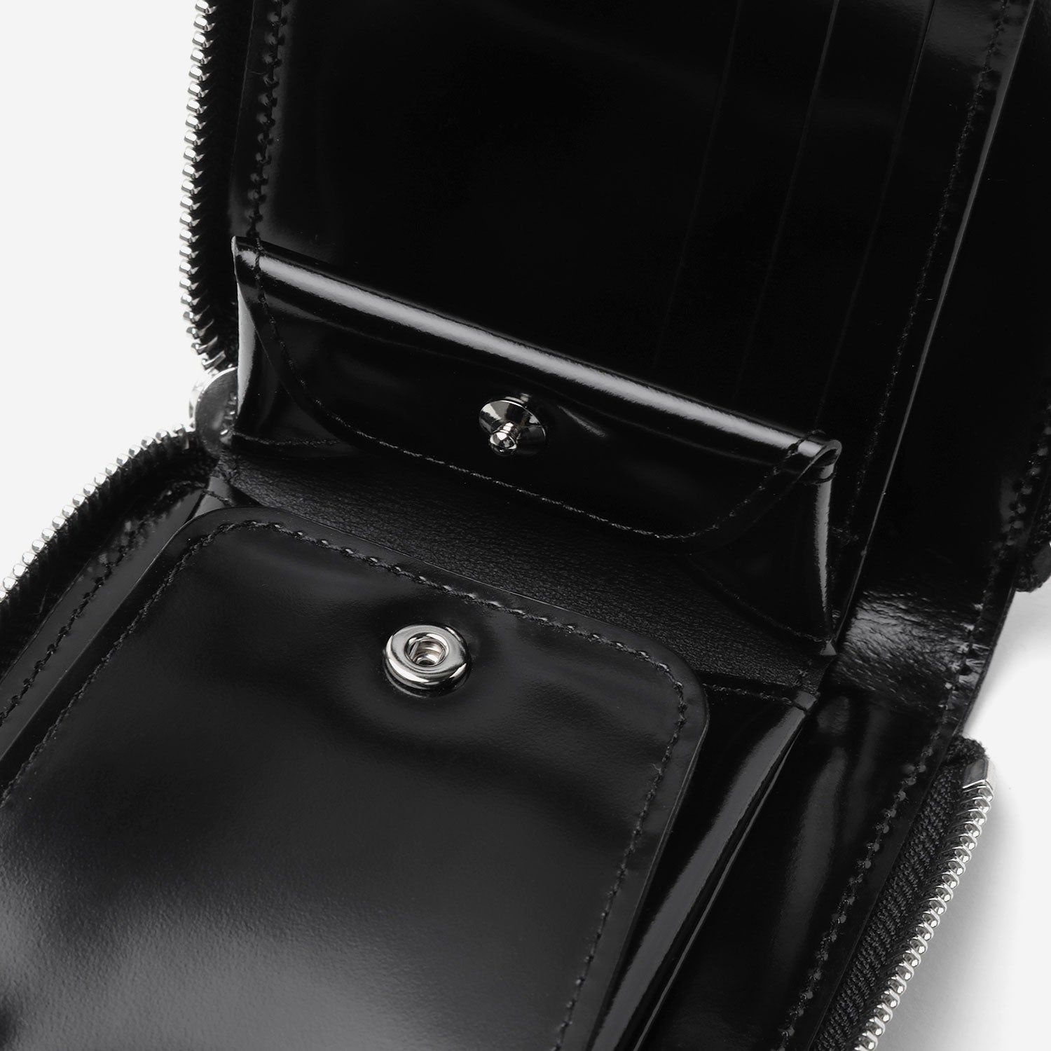 【再販売通知受付可能】Zip Around Wallet(BLACK×SILVER)