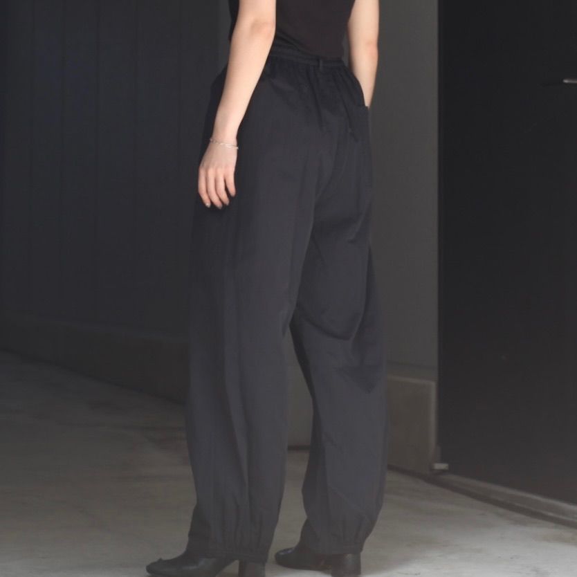 【残りわずか】Windproof Nylon Wide Easy Trousers