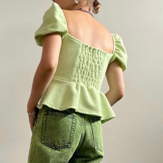 【残り一点】Poofy Towel Like Mini Top