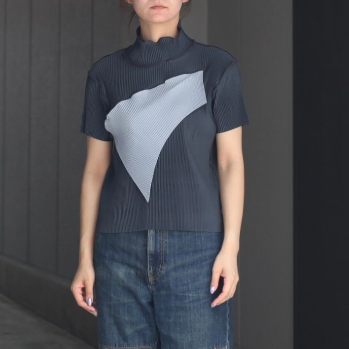 【残り一点】Todo Wave Top Short Sleeve High Neck