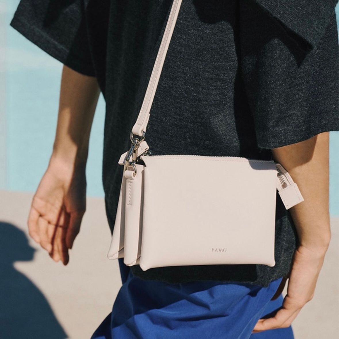 【残り一点】Cross Body Bag