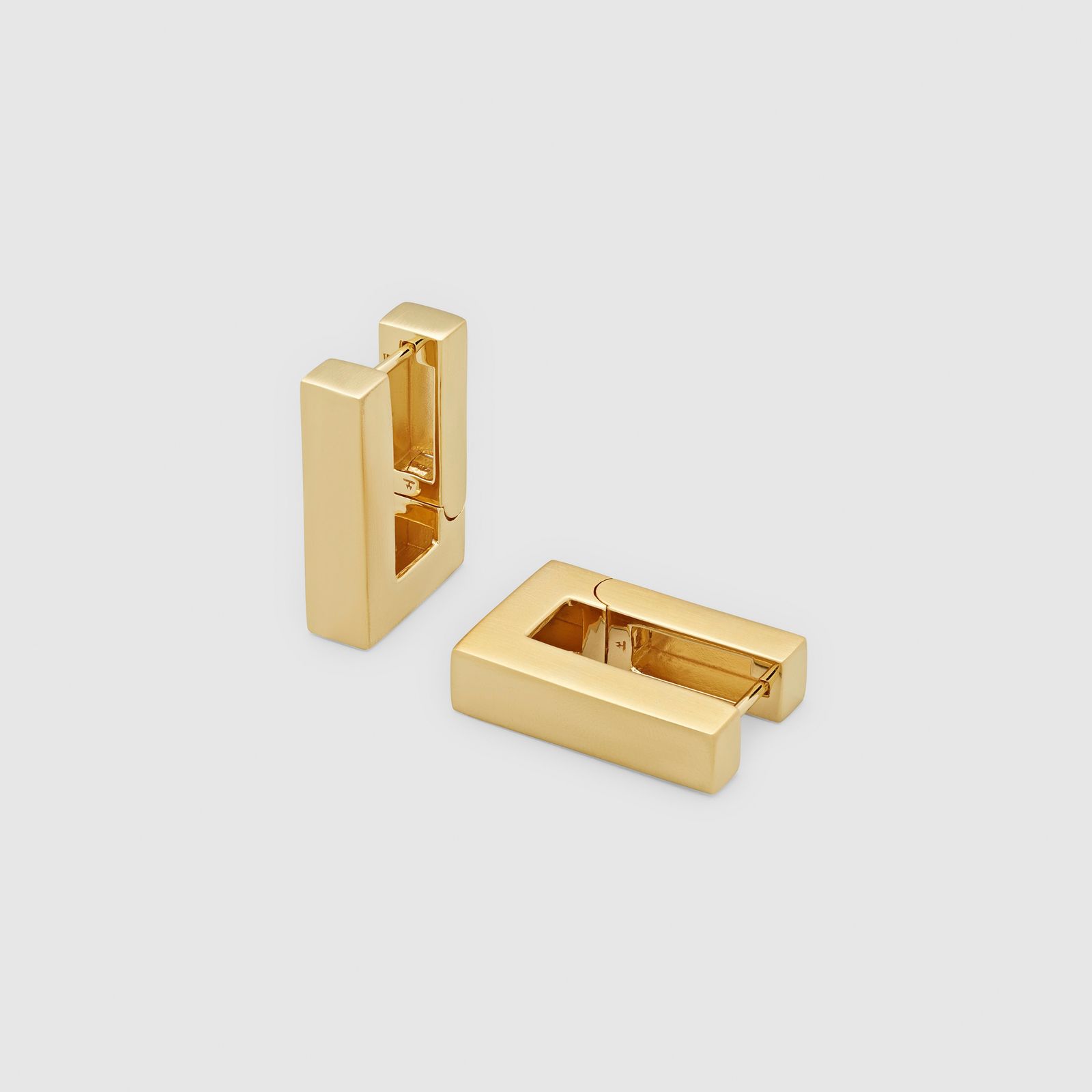 【残り一点】Square Hoops Satin(GOLD)