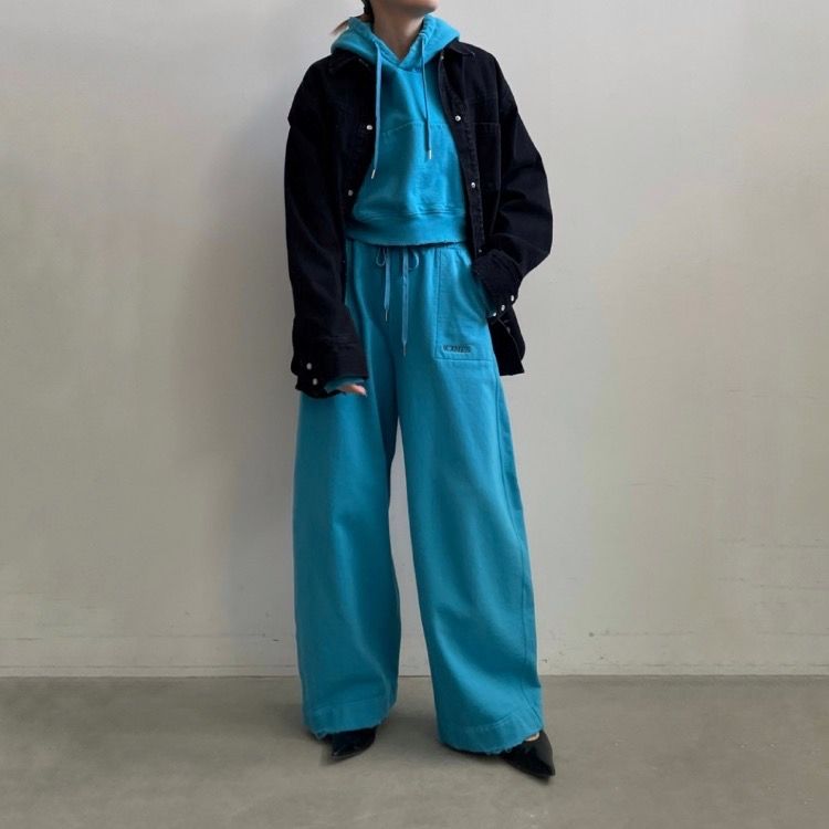 【残り一点】Nounless Short Hoodie Tops