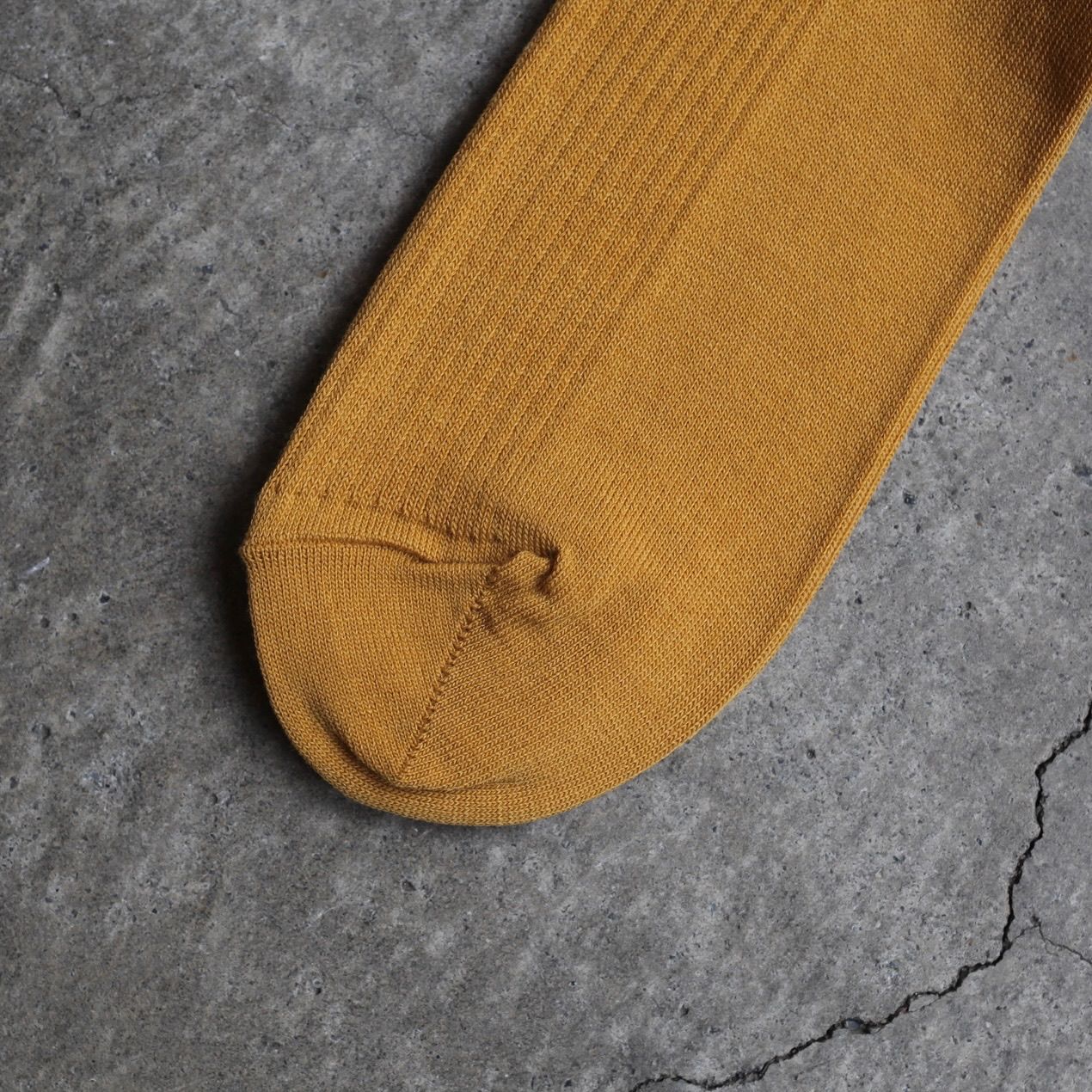 【残りわずか】10G Wool Silky Socks