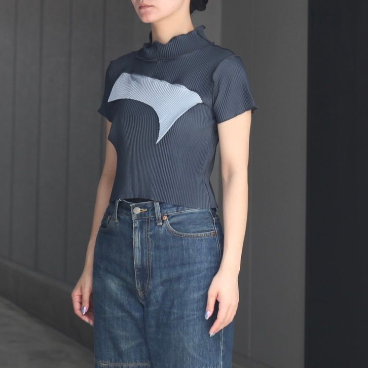 【残り一点】Todo Tiny Wave Top Short Sleeve High Neck