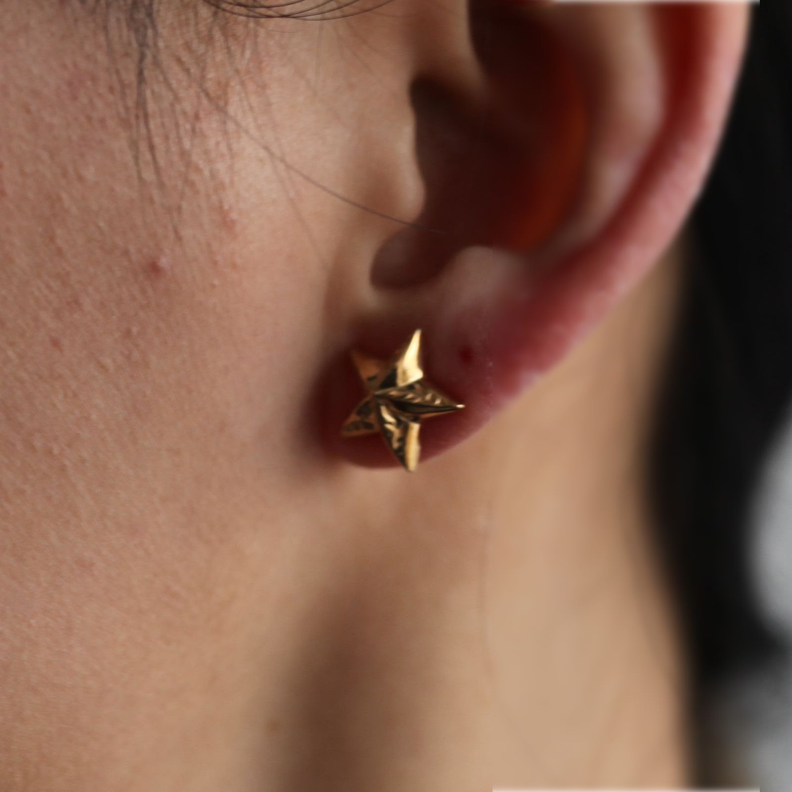 【お取り寄せ注文可能】Star Pierce(GOLD）