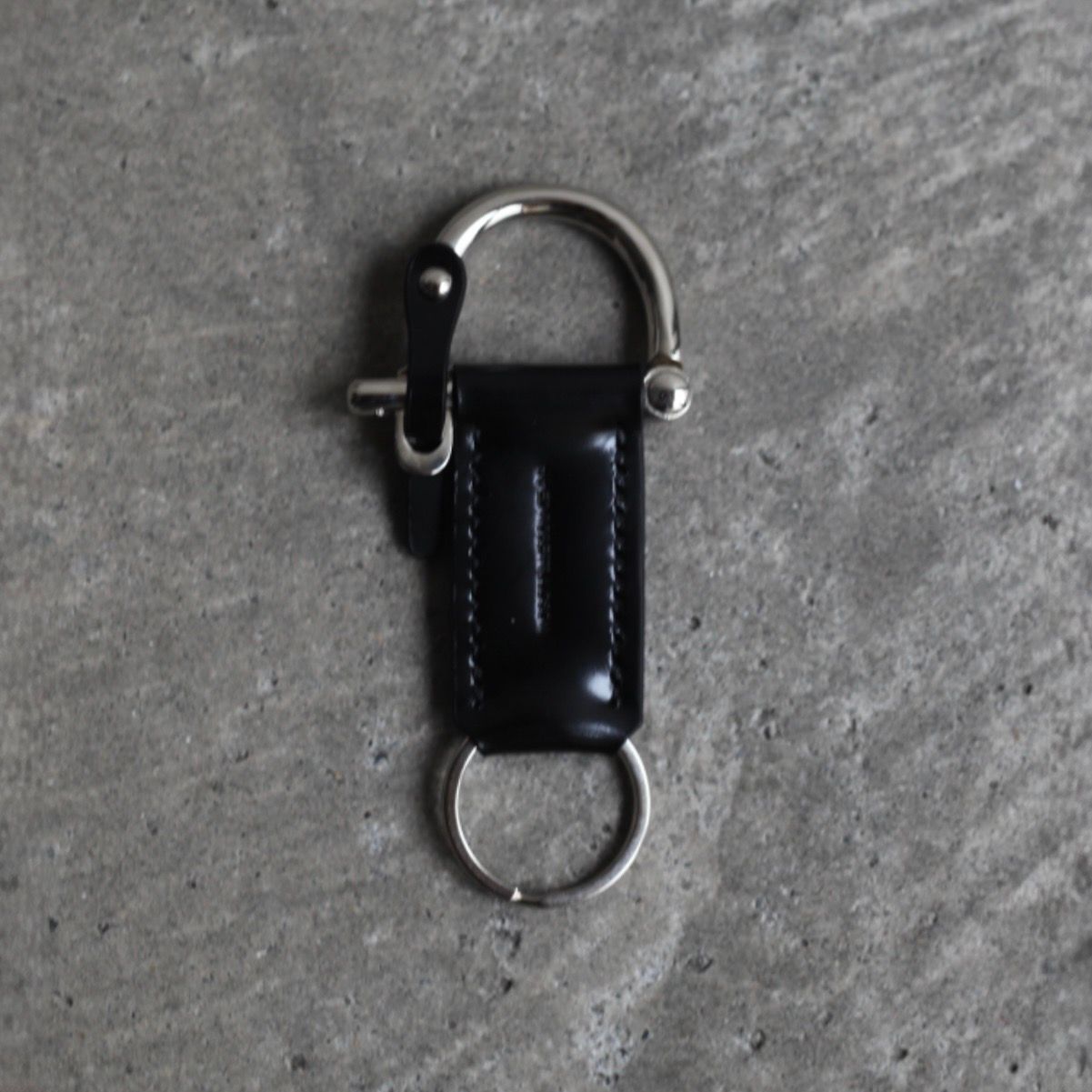【残り一点】Karabiner Buckle Key Holder(CORDOVAN)