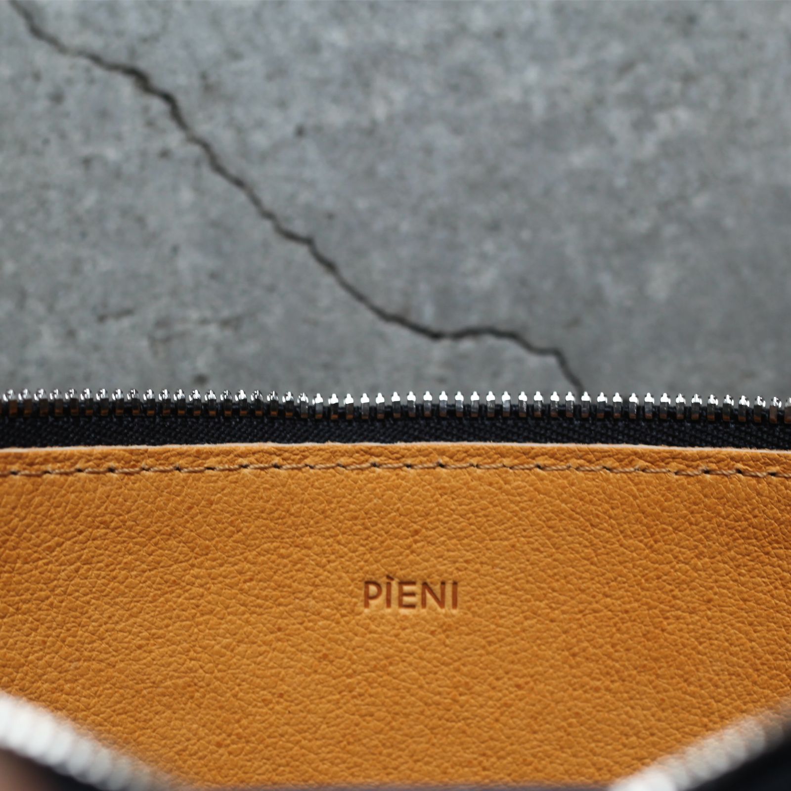 PIENI - 【再販売通知受付可能】Shoulder S | ACRMTSM ONLINE STORE