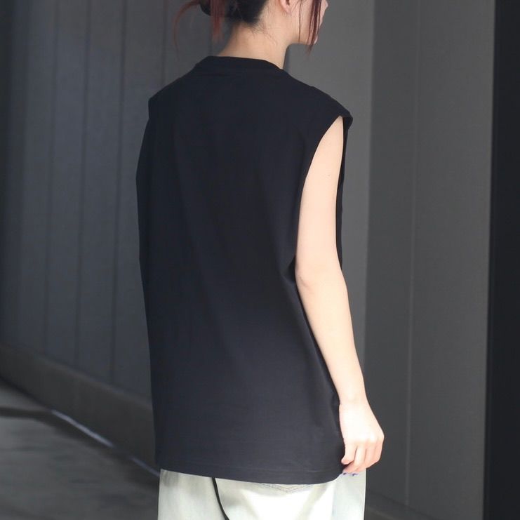 【残り一点】2in1 Black Loose-Fit Tank Top
