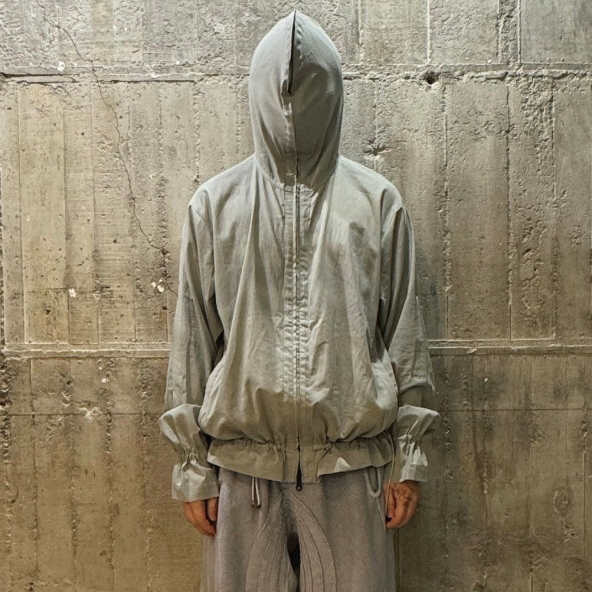 【残り一点】Trtrbz Hoodie