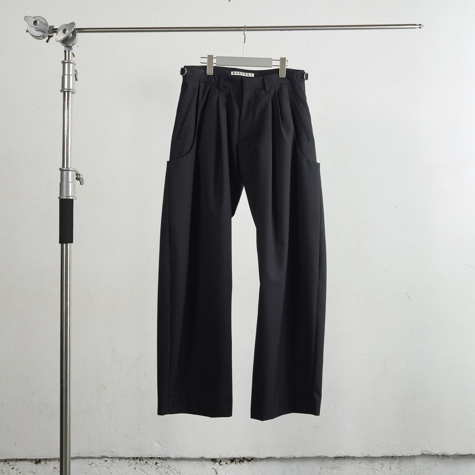 【残り一点】Curved Leg Utility Trousers