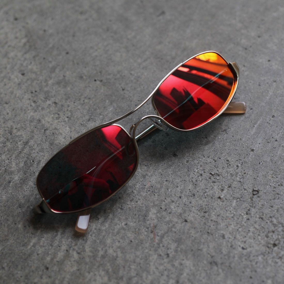 【残り一点】Red Wire Frame Sunglasses