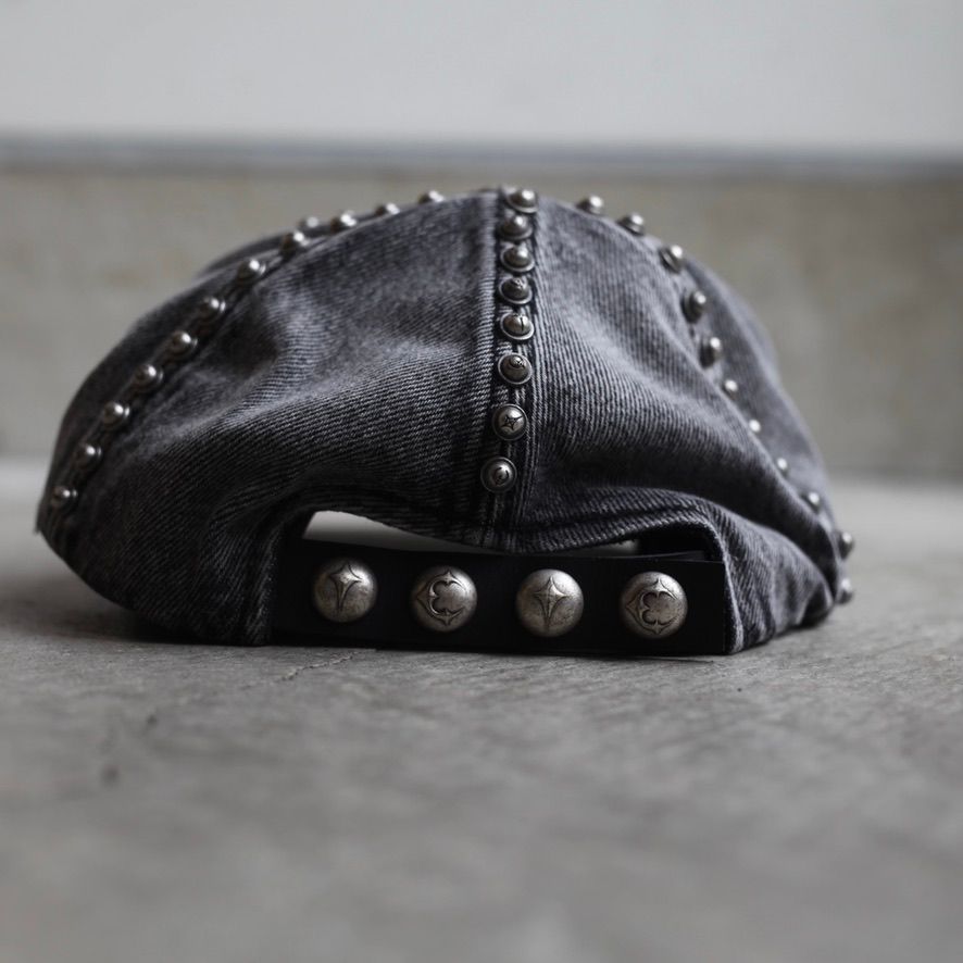 【残りわずか】Studded Denim Cap