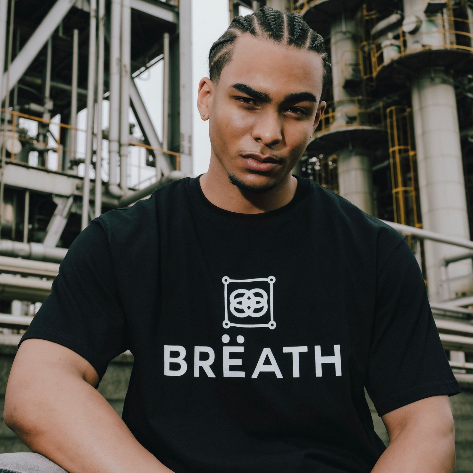 【残り一点】Crest Logo Tee