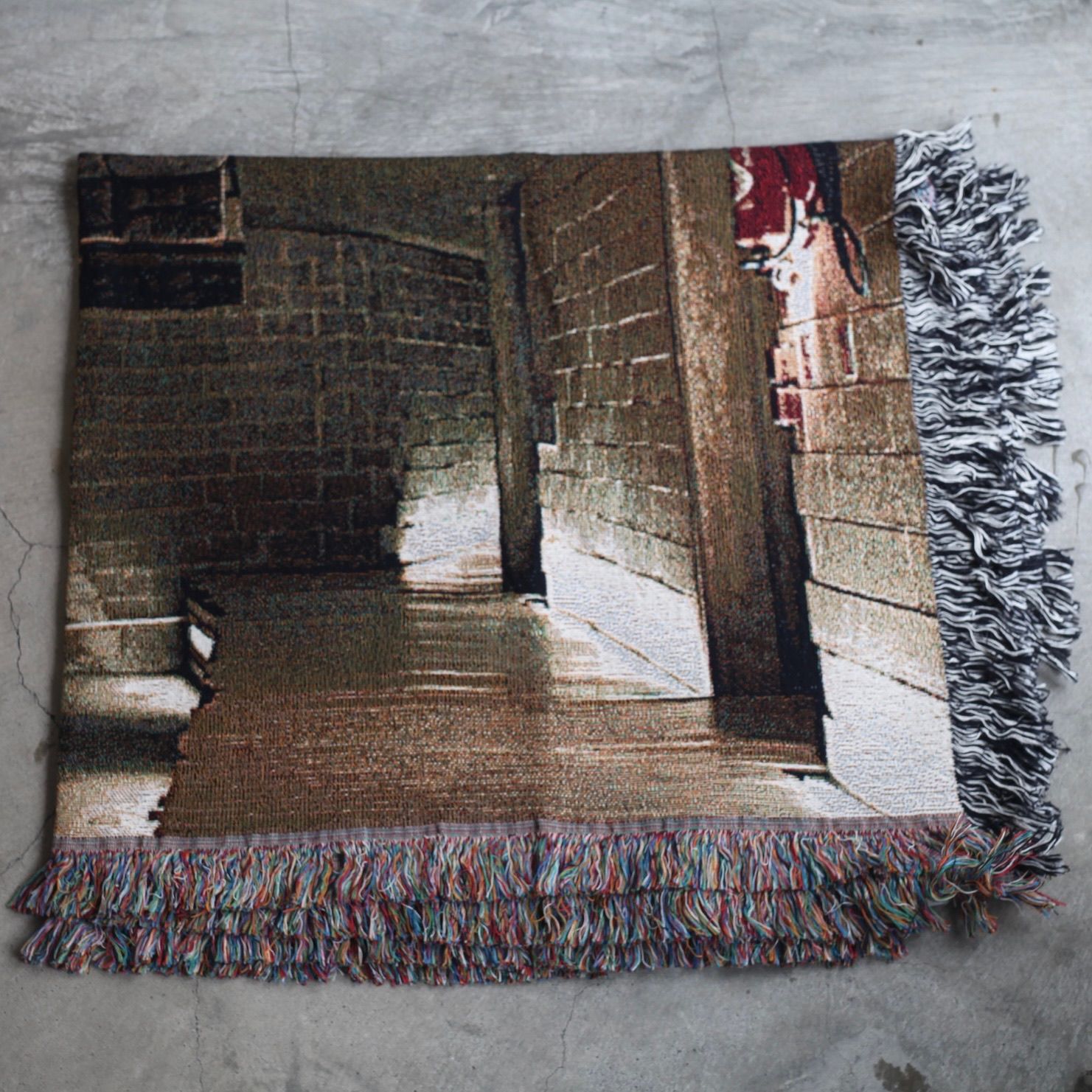 【残り一点】Niemeyer Hidden Lounge Blanket
