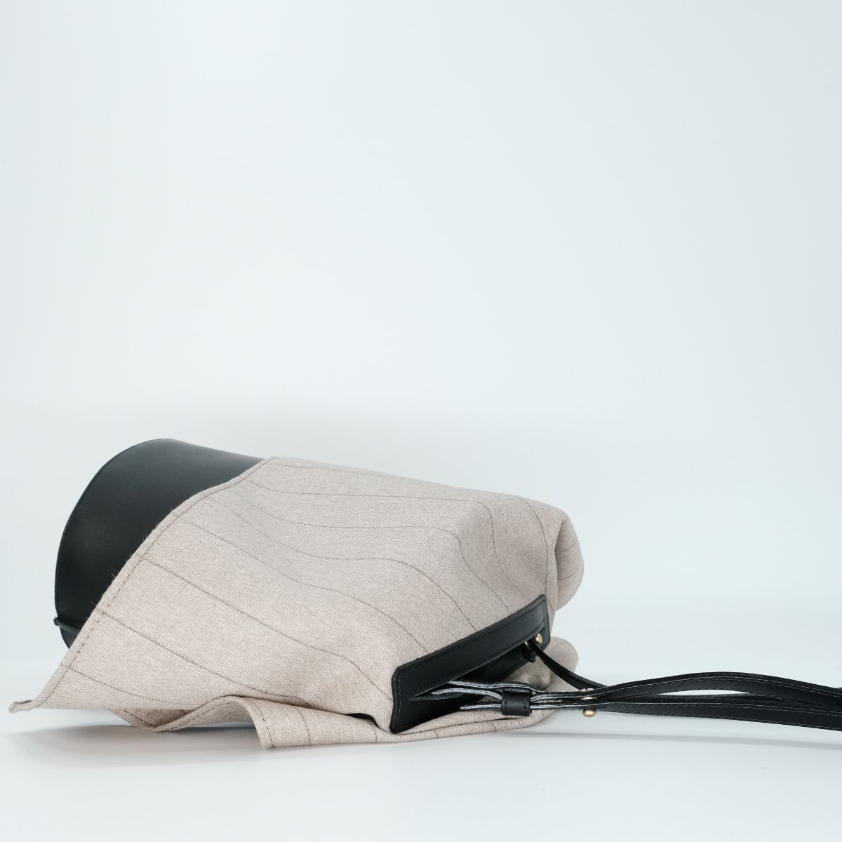 【残りわずか】Detachable Scarf Shoulder