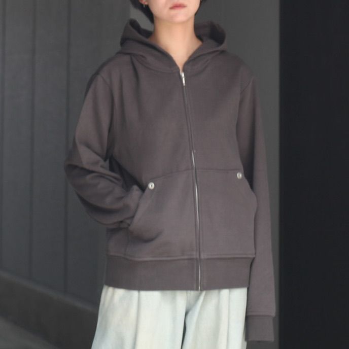 【残りわずか】Full Zip Hoodie