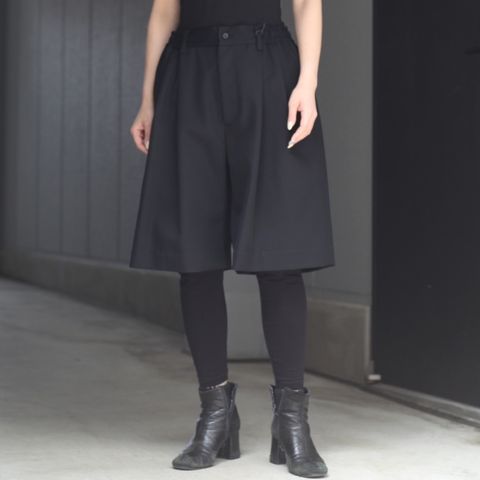 【残りわずか】Wool Kersey Wide Easy Short Trousers