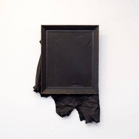 【お取り寄せ注文可能】Leather Picturesque