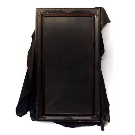 【お取り寄せ注文可能】Leather Picturesque