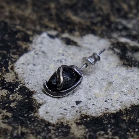 【お取り寄せ注文可能】Ovule Earring