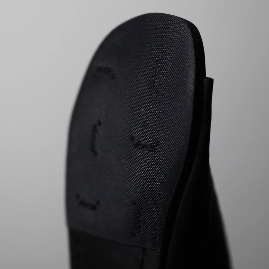 【お取り寄せ注文可能】Thong Sandals(WOMEN)