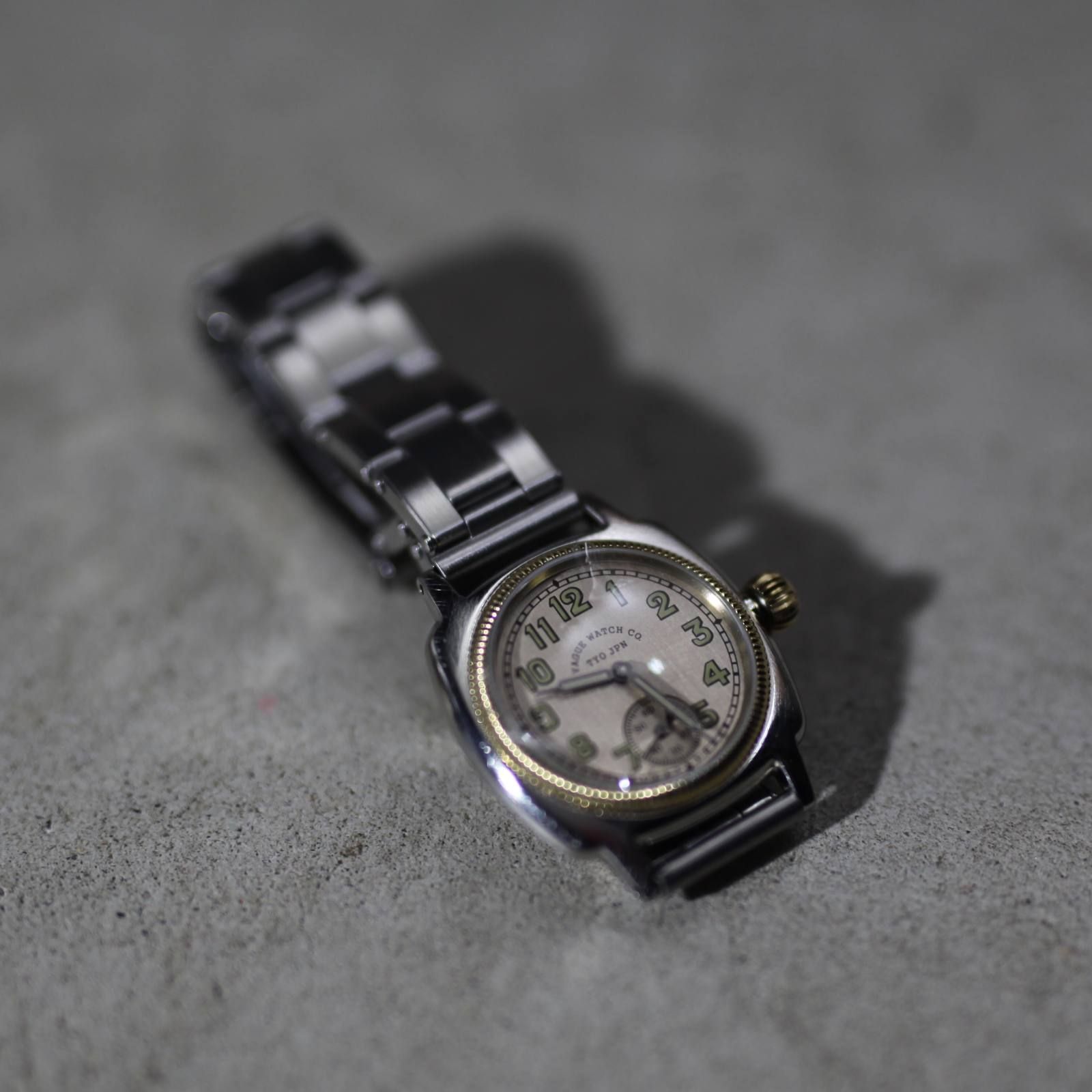 【お取り寄せ注文可能】COUSSIN Early Stainless Rivet Belt(WOMEN)