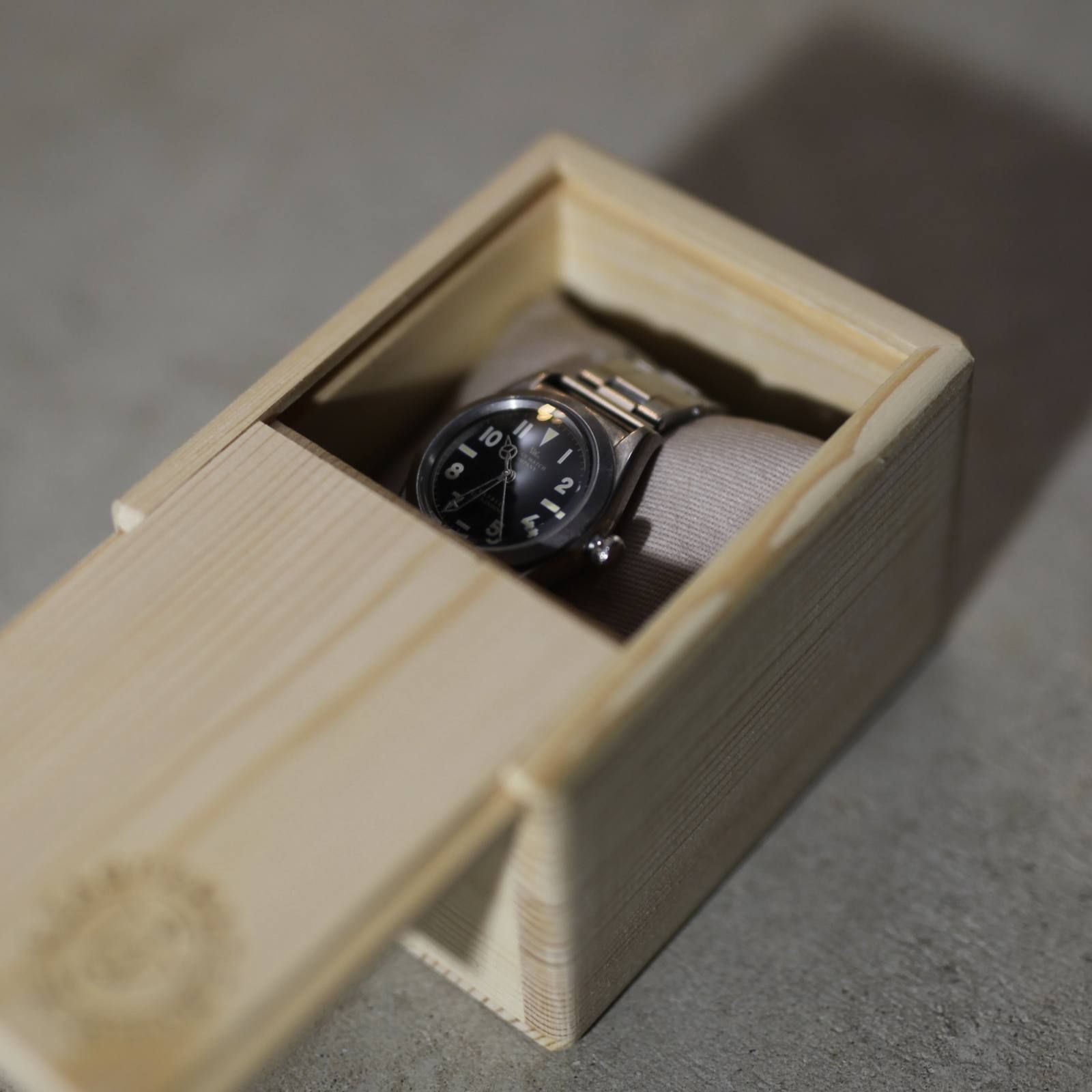 VAGUE WATCH CO. 腕時計 シルバー　箱保証書付き 32mm VAGUE WATCH CO. - 自動巻き腕時計 - VABBLE stainless | ADDICT