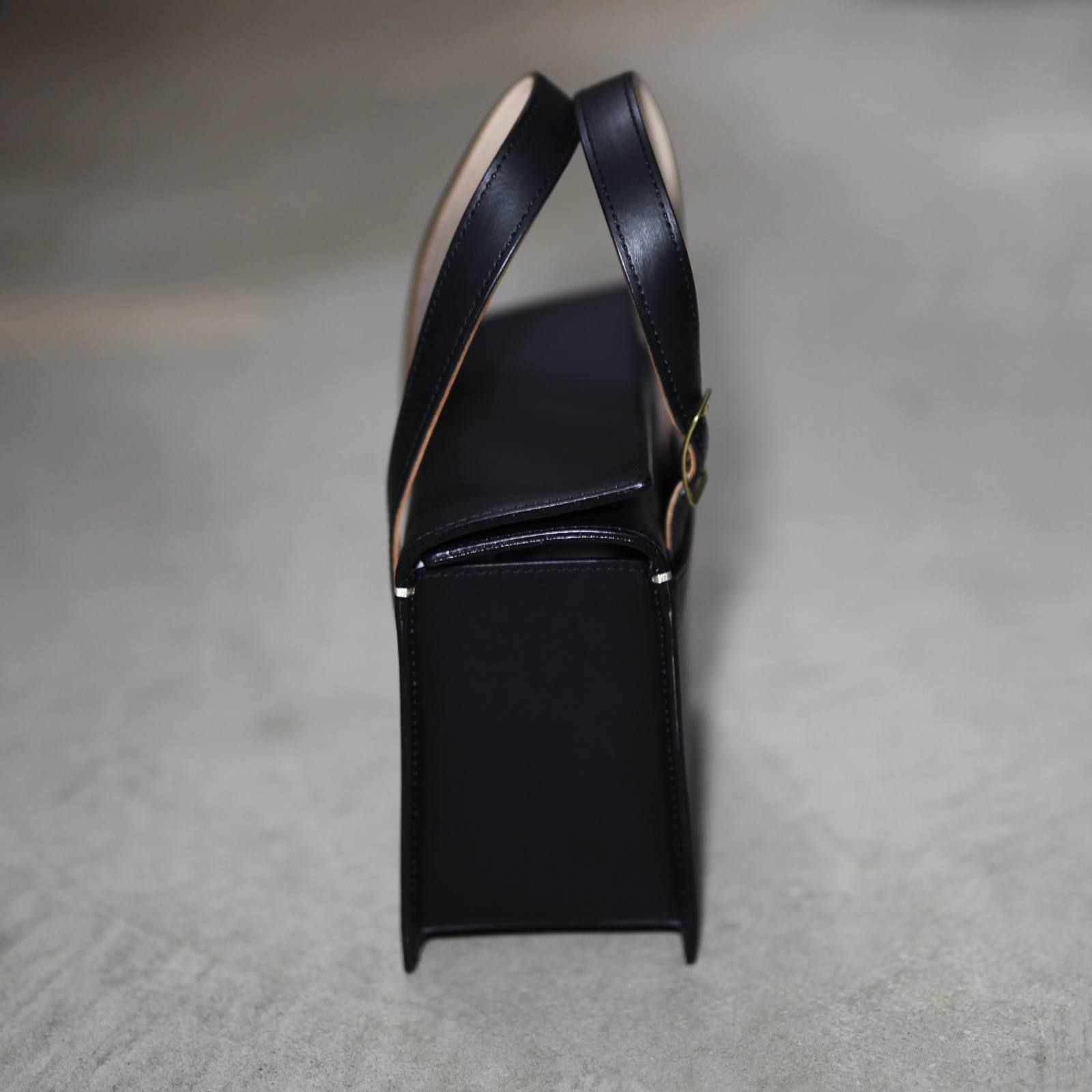 【残りわずか】Handle Box