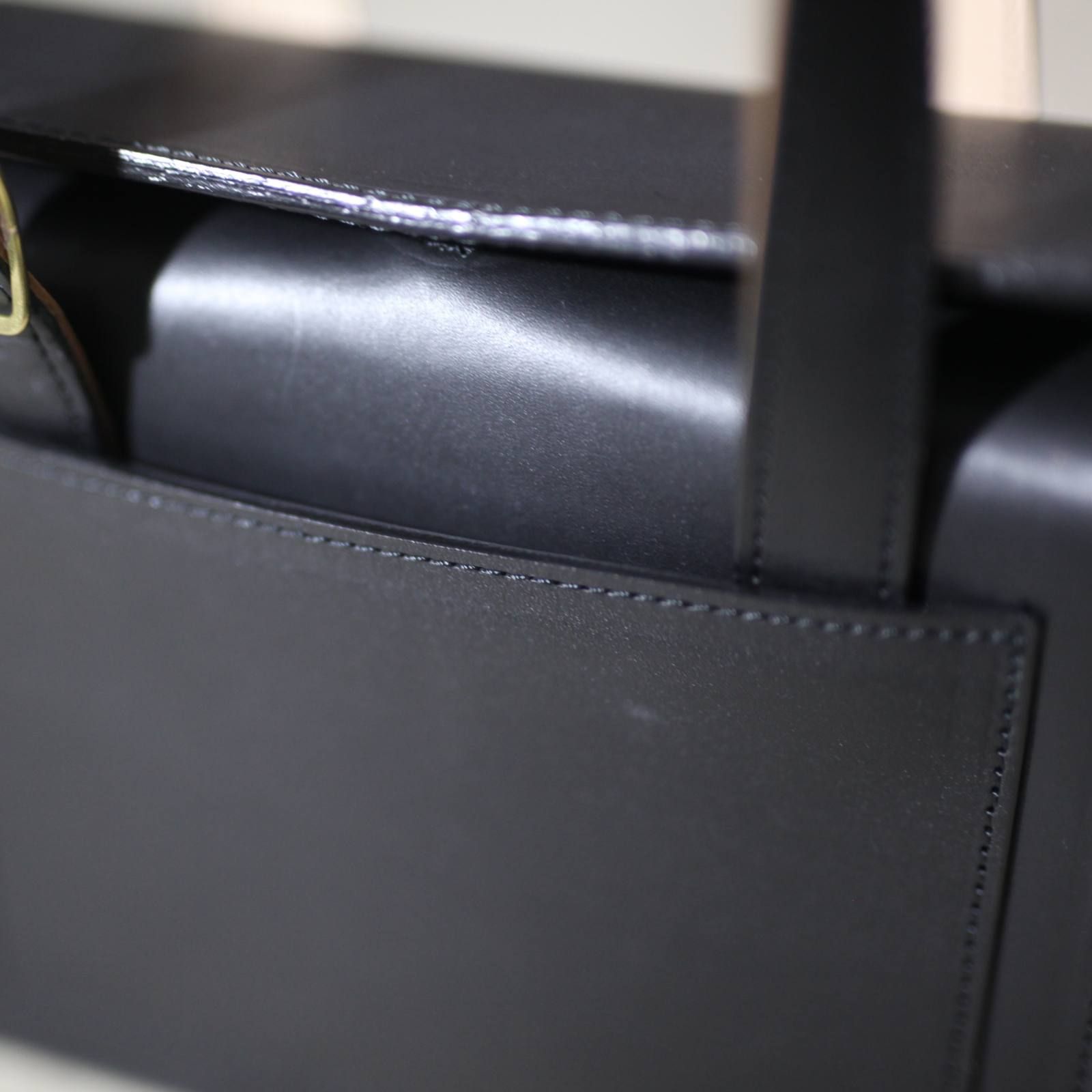 【残りわずか】Handle Box