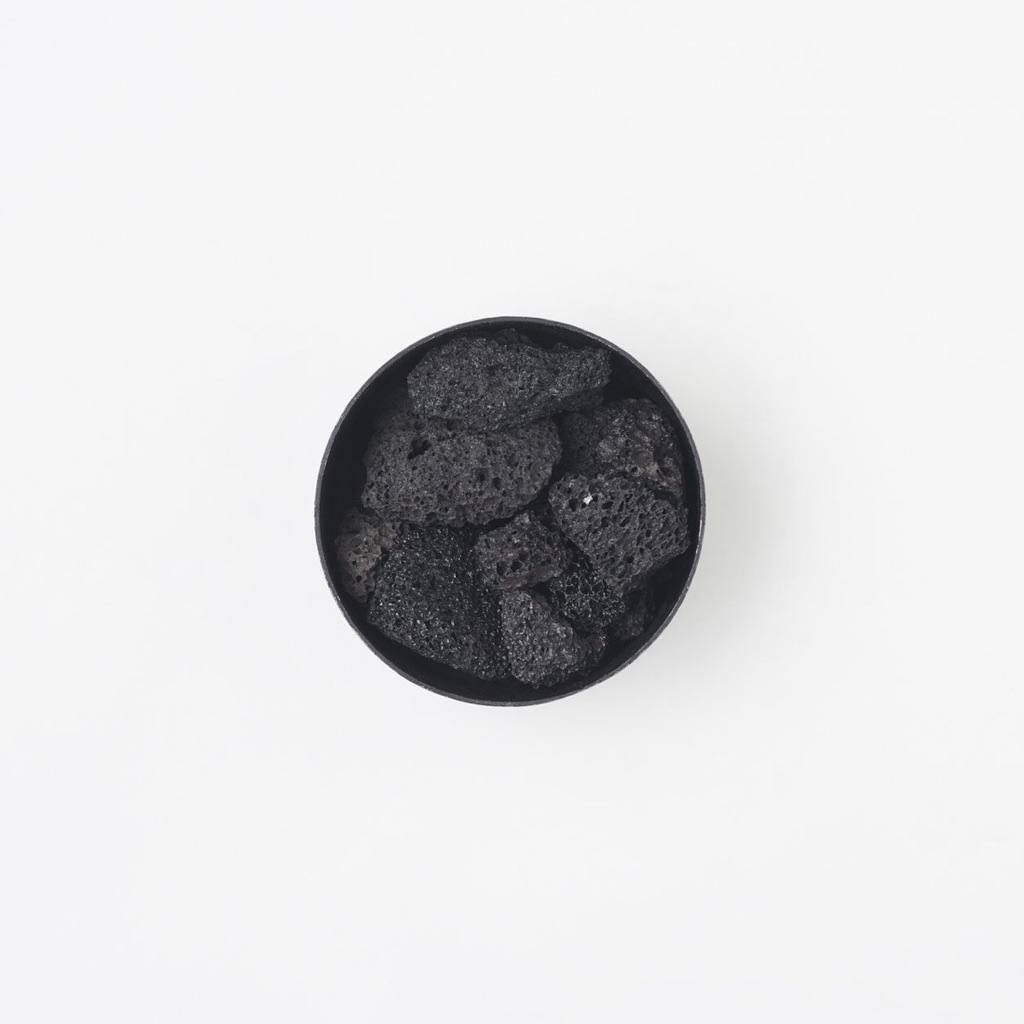 【残りわずか】ミニポットポプリ 溶岩石(BLACK CHAMPAKA)