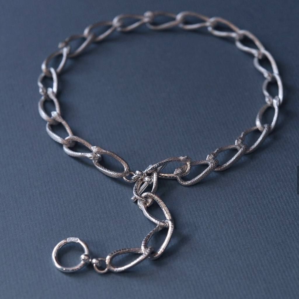 【お取り寄せ注文可能】蛇チェーンネックレス(SILVER)