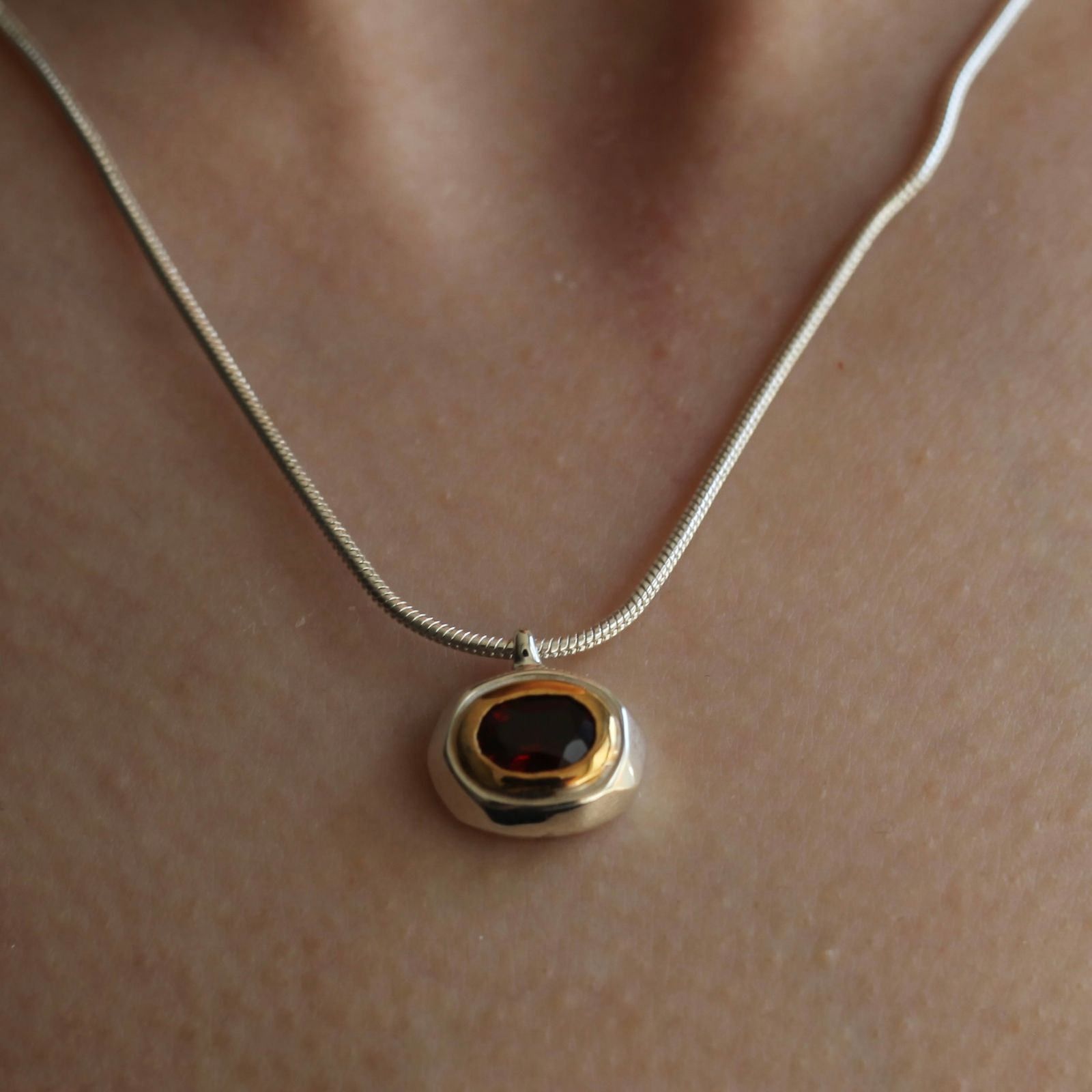 【お取り寄せ注文可能】Tiny Jewel Pendant