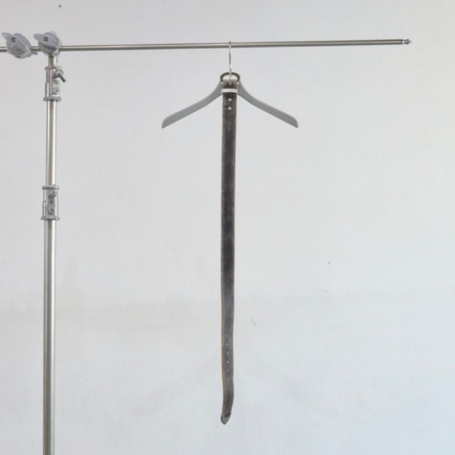 【残りわずか】4C Distressed Leather Belt