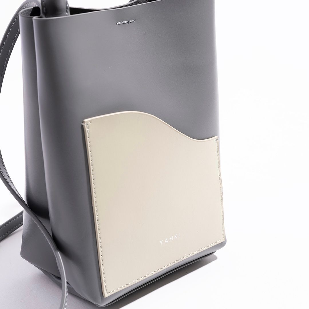 【残り一点】Cross Body Bag