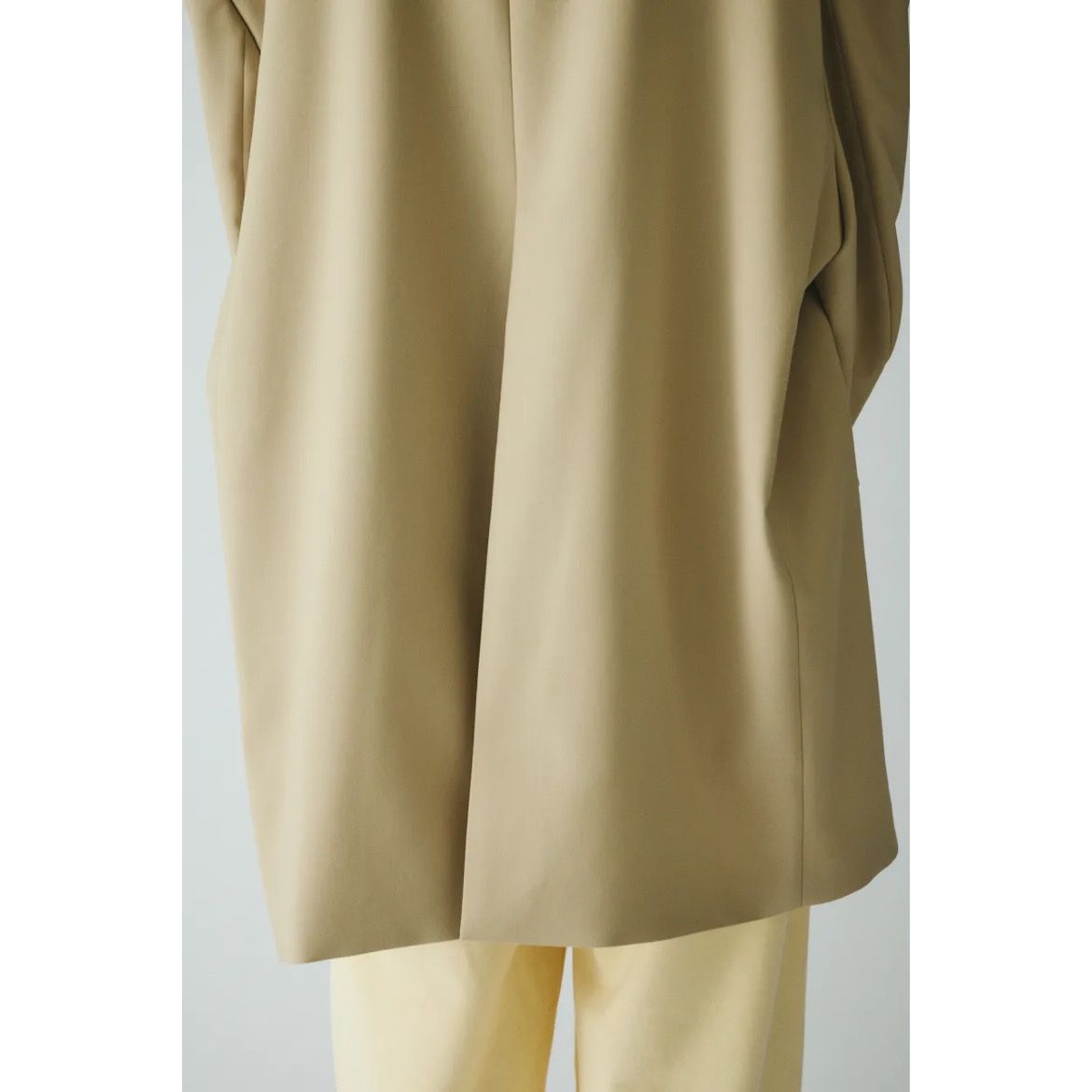 【残り一点】No Collar Over Jacket