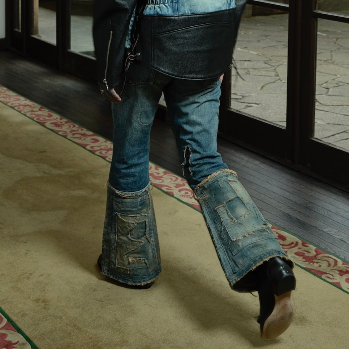 【残り一点】Stratum Denim Pants Flared Cut