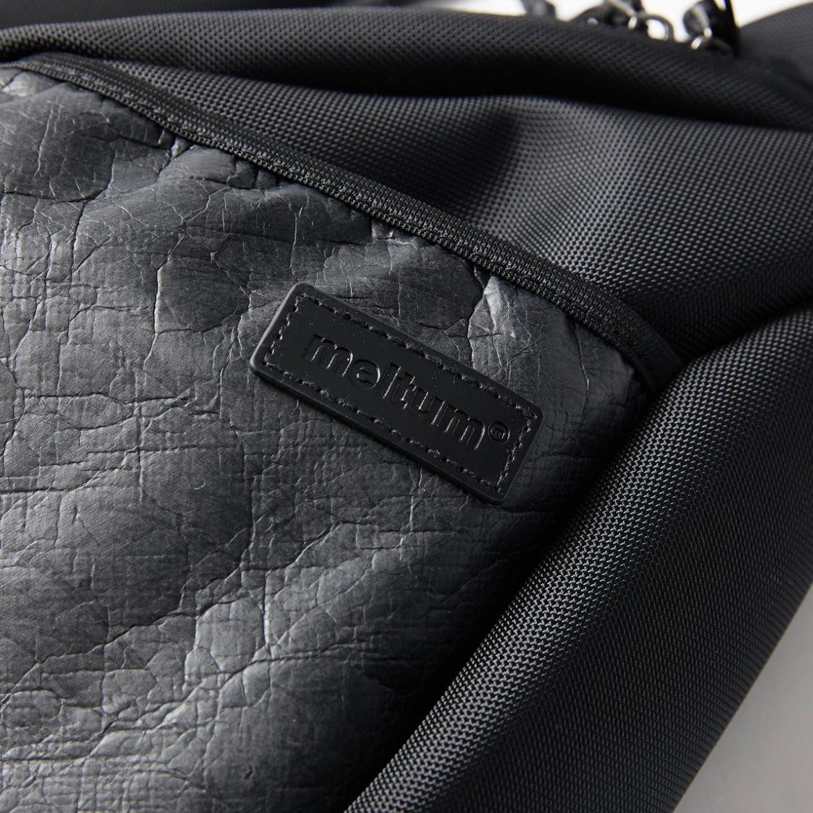 【残り一点】Tyvek®︎ Oneshoulder Bag