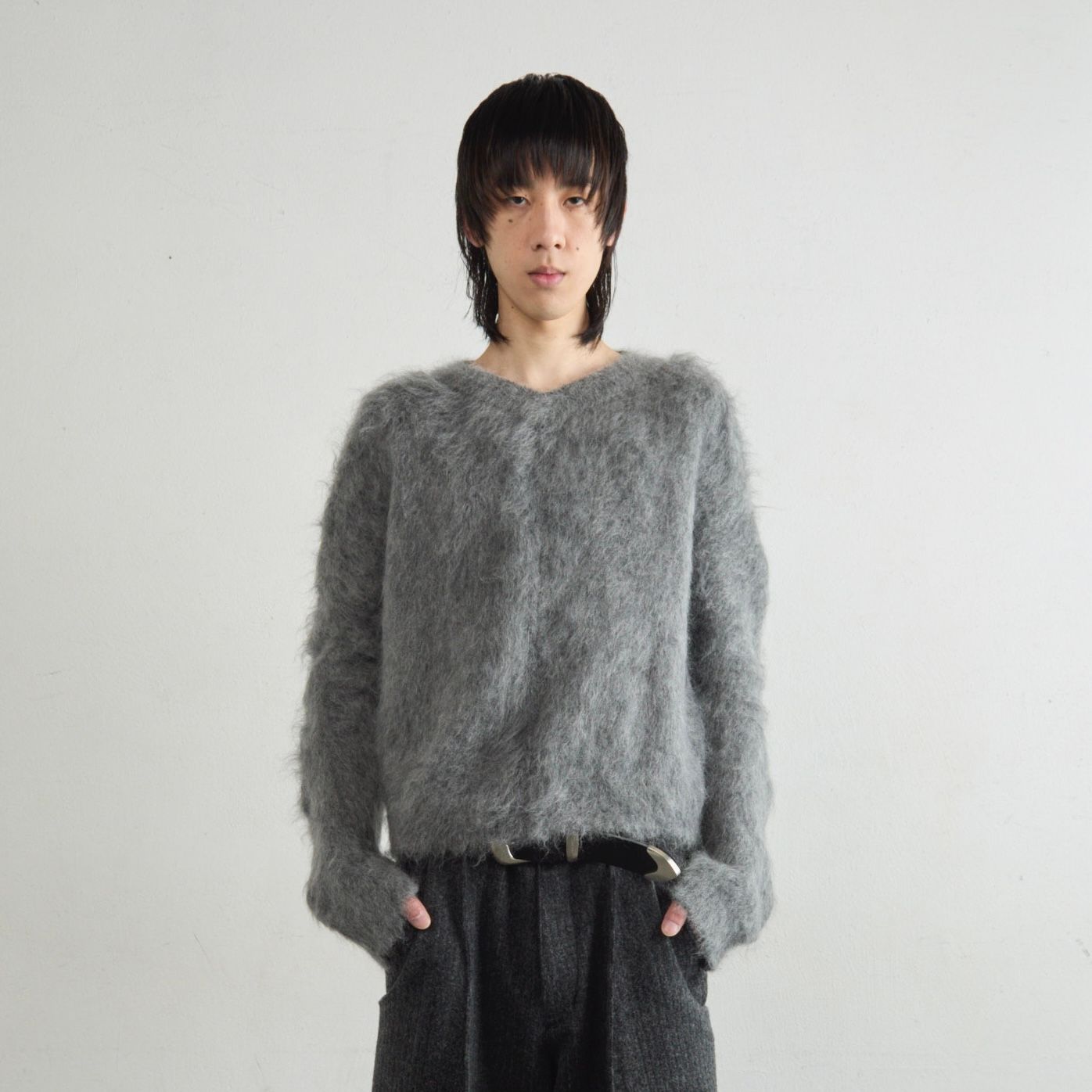 【残り一点】Brushed Mohair V-Neck Sweater
