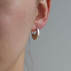 【残り一点】Moon Hoop Earrings